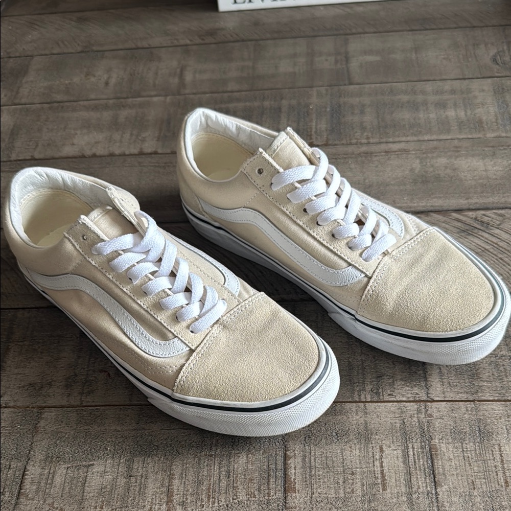 Cream and White Sneakers Vans - WORN ONCE